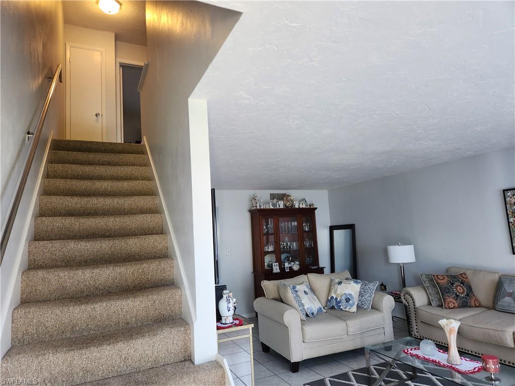 PALM CREST VILLAS - Residential