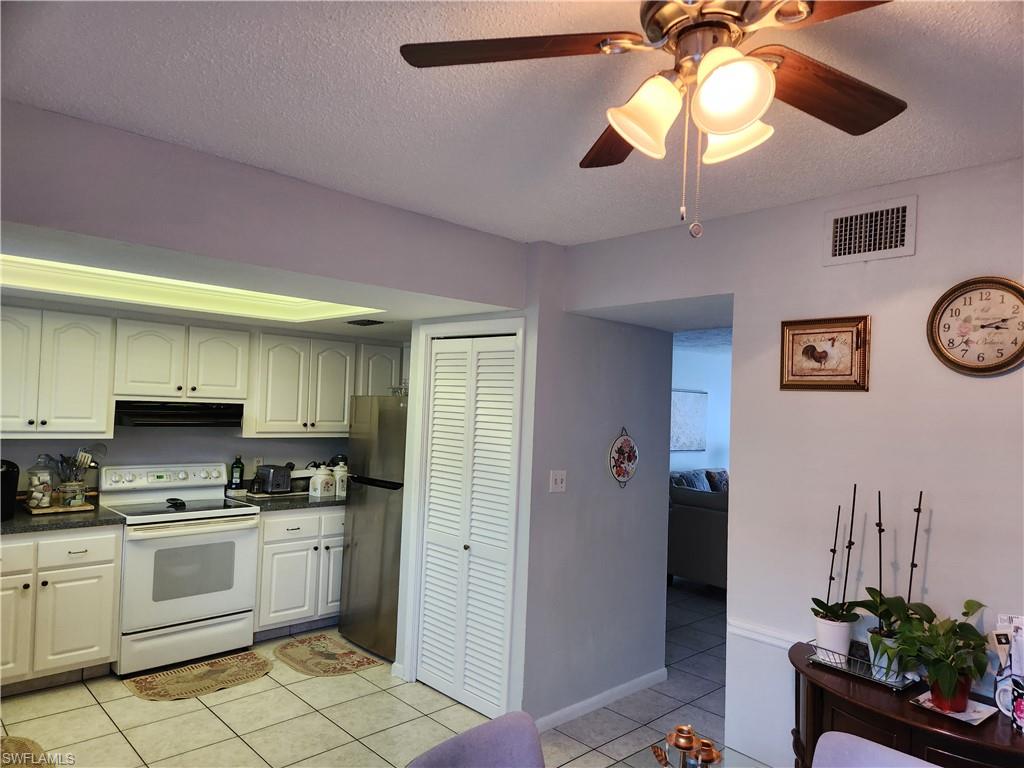 PALM CREST VILLAS - Residential