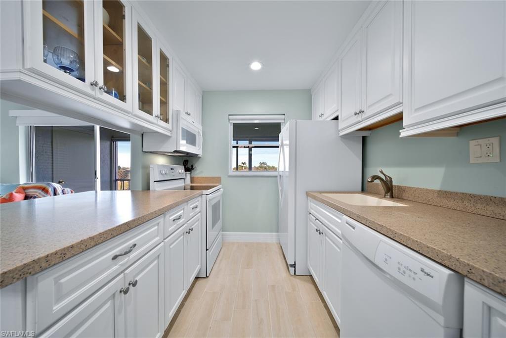 SPANISH CAY CONDO - Residential
