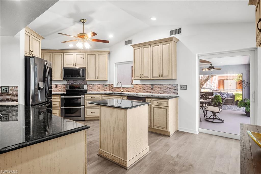 MORSE SHORES - Residential