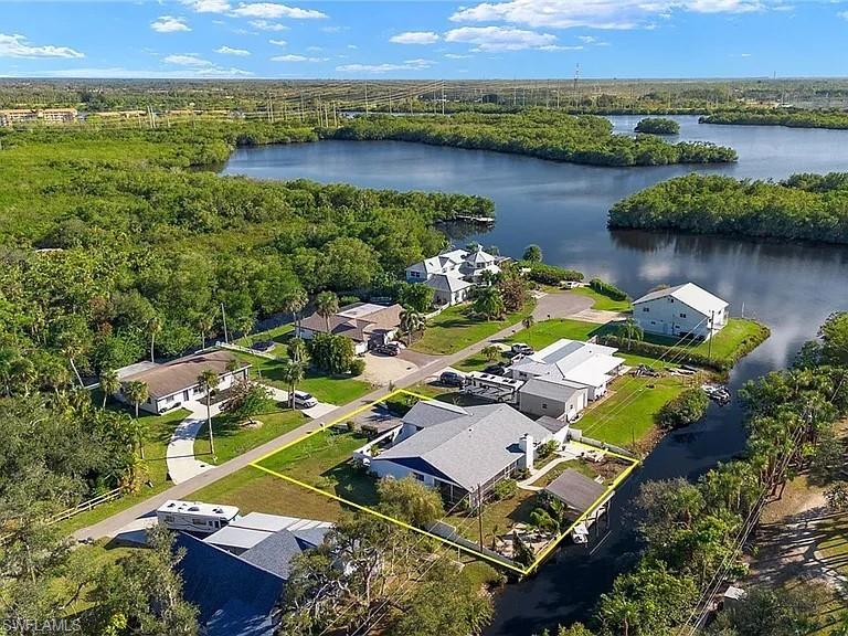 NORTH FORT MYERS - Residential