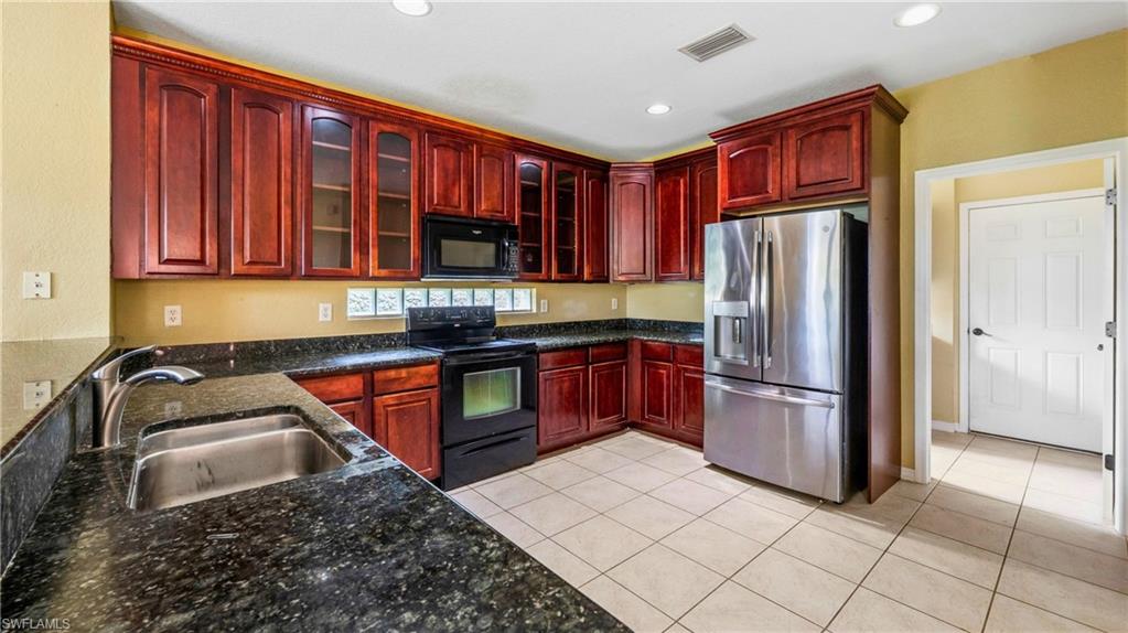 VALENCIA COUNTRY CLUB - Residential