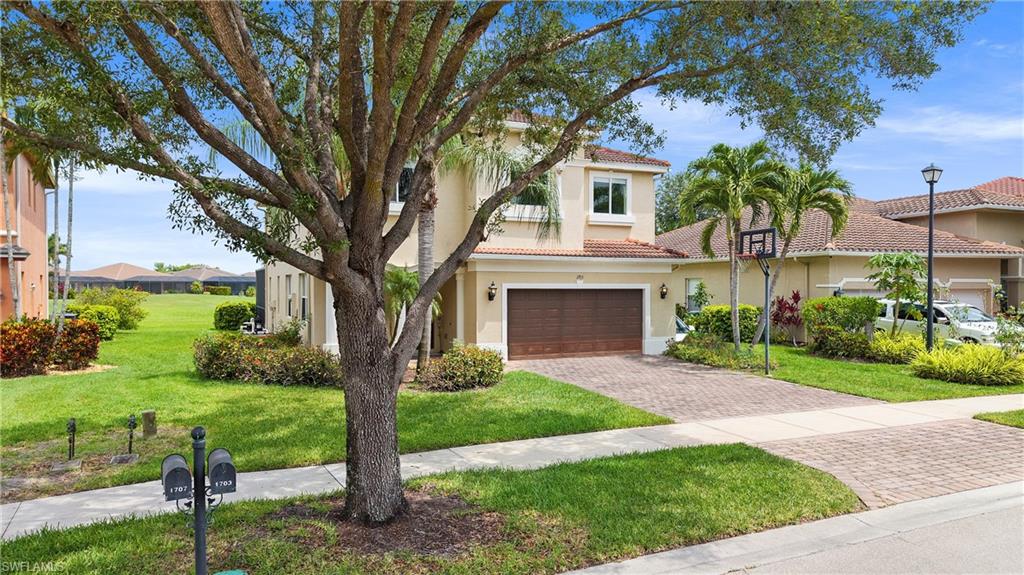 VALENCIA COUNTRY CLUB - Residential