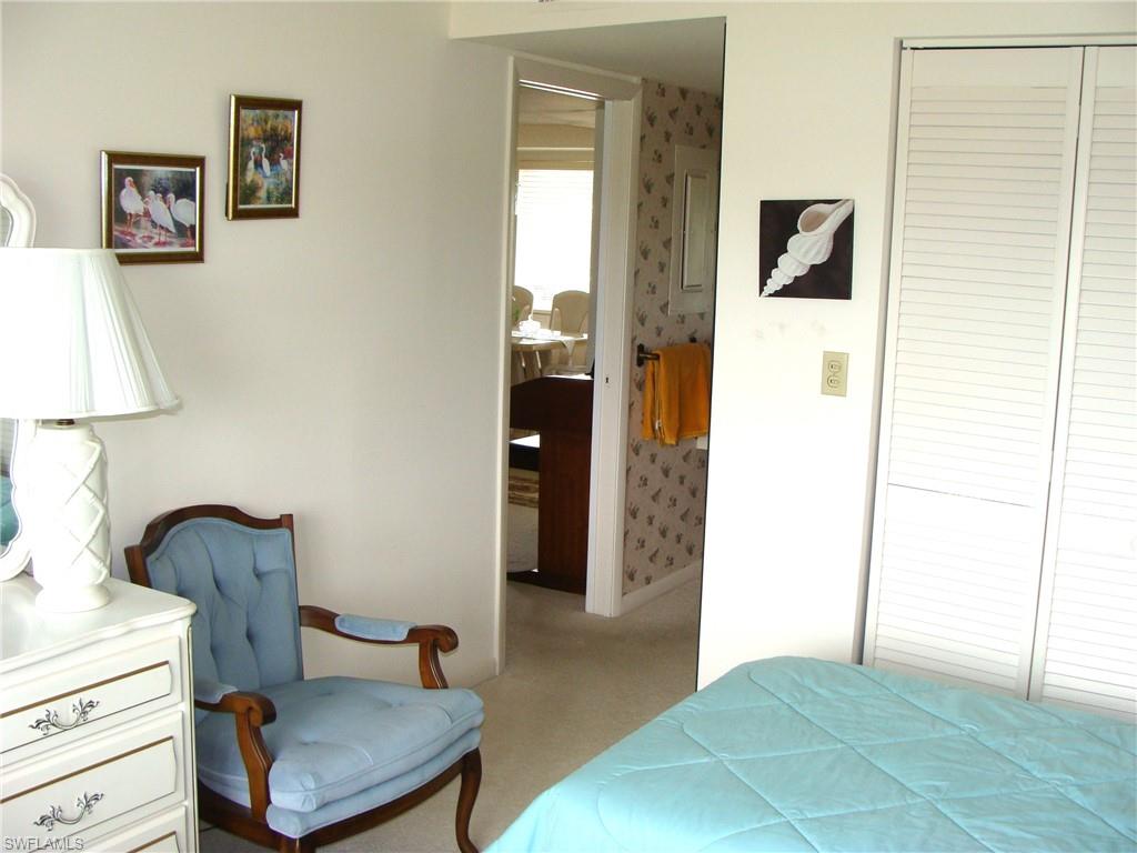 GLADES COUNTRY CLUB - Residential