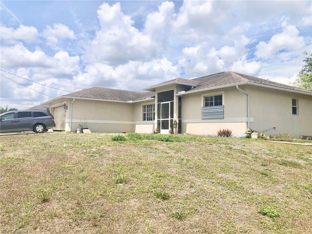 CENTRALLY LOCATED CORNER HOME 3/2/2 .  Close to Shopping, Lee Blvd.  Tile and laminate wood flooring. Master bathroom has double sink. Updated Well System.  

Lots of Potential. Don't miss out