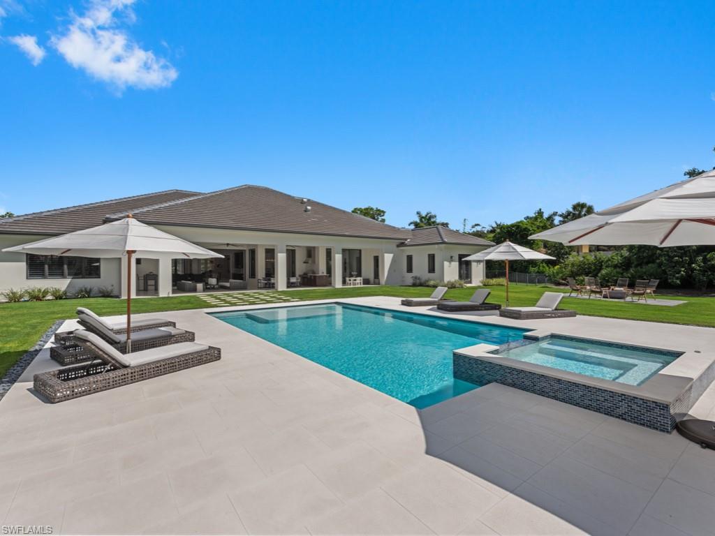 PINE RIDGE - Residential