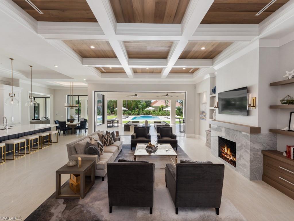 PINE RIDGE - Residential