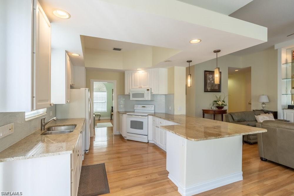 VERONA WALK - Residential