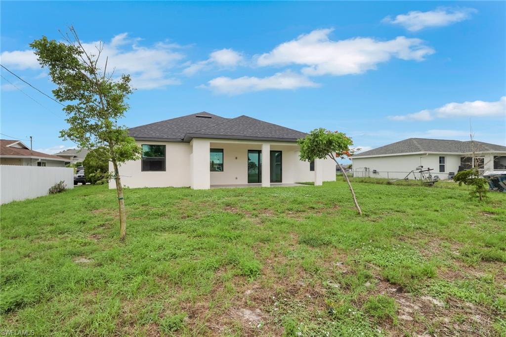 CAPE CORAL - Residential