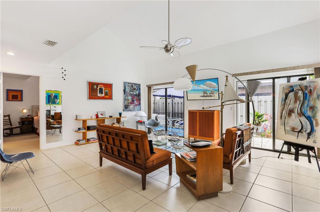PELICAN RIDGE - Residential