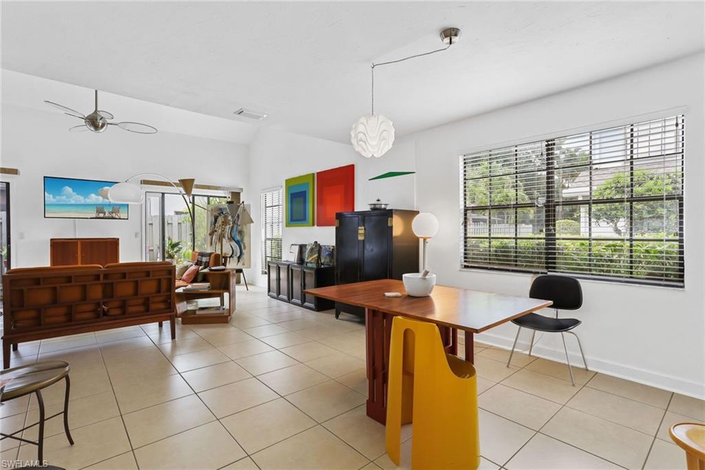 PELICAN RIDGE - Residential
