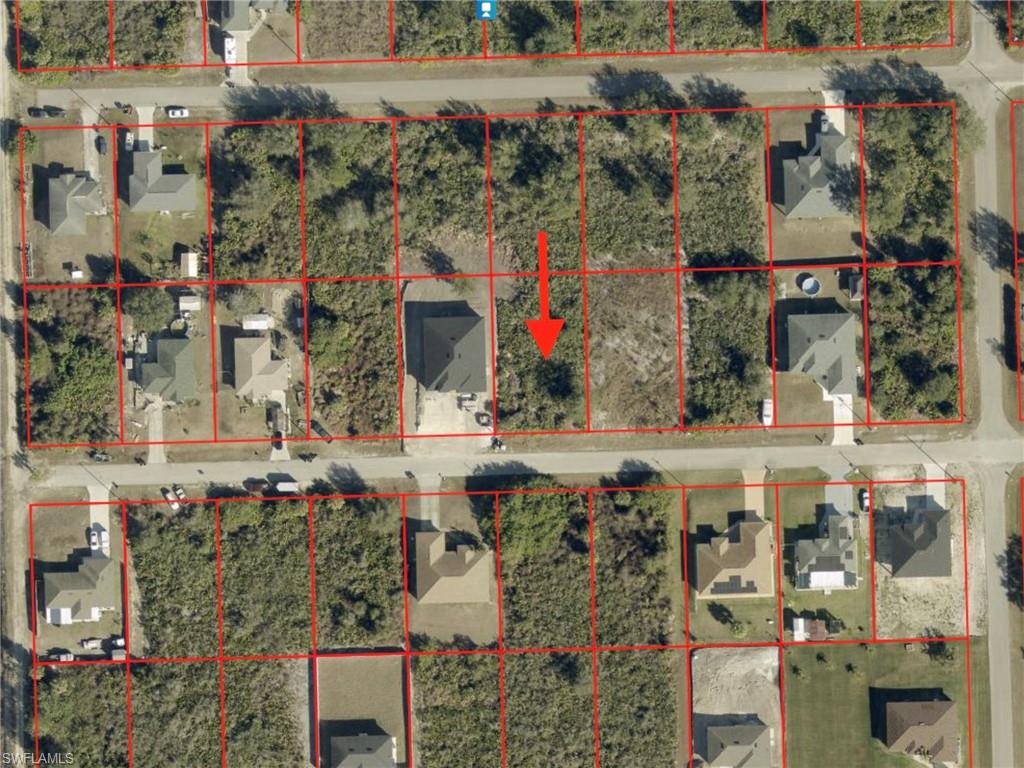 LEHIGH ACRES - Land