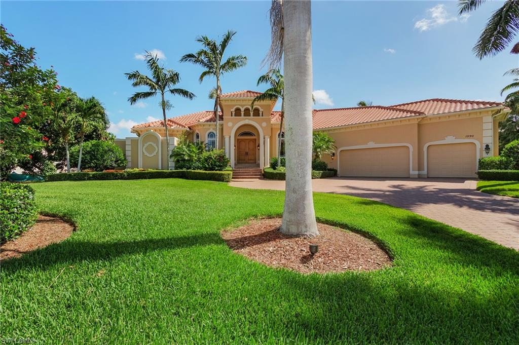 ESTATES - Residential
