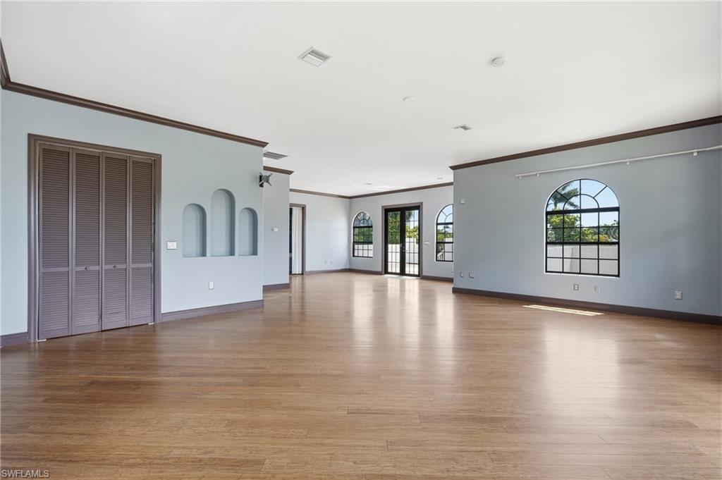 TWIN PALM ESTATES - Residential