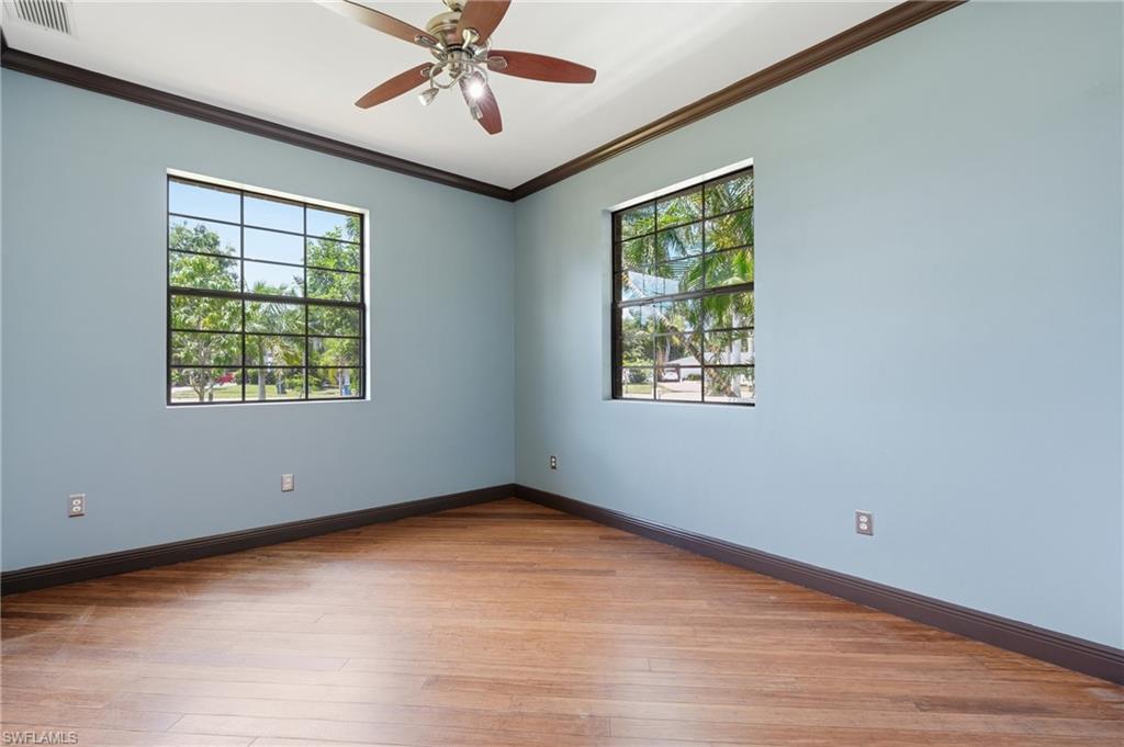 TWIN PALM ESTATES - Residential