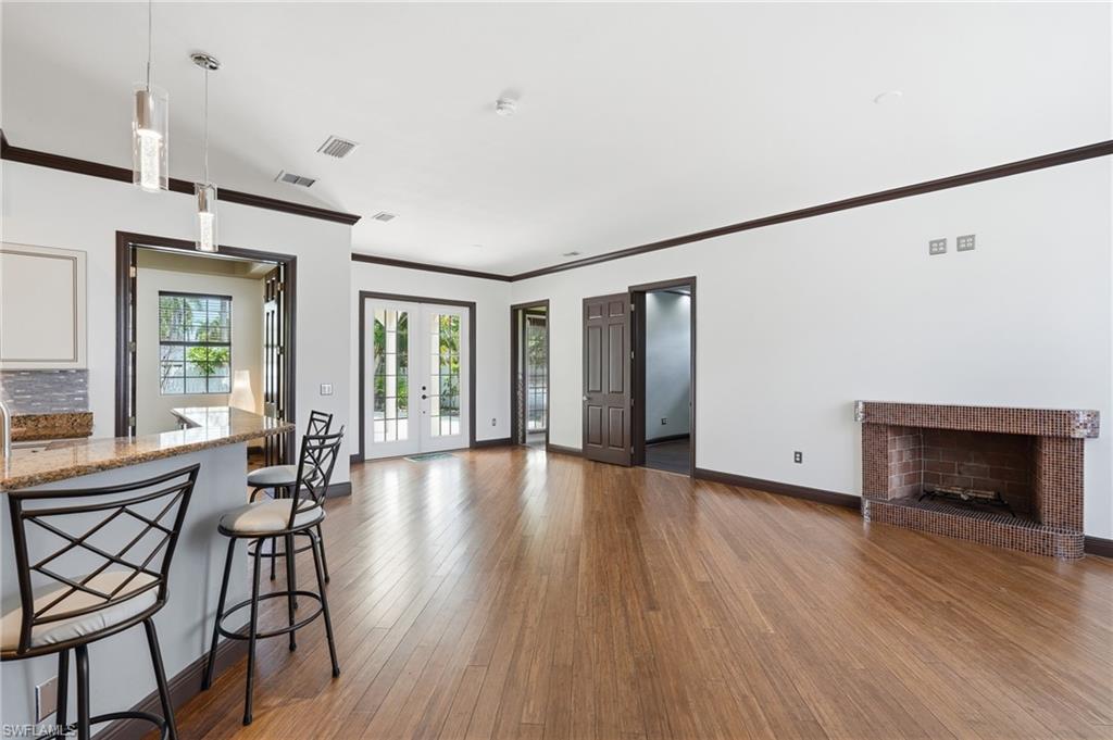 TWIN PALM ESTATES - Residential