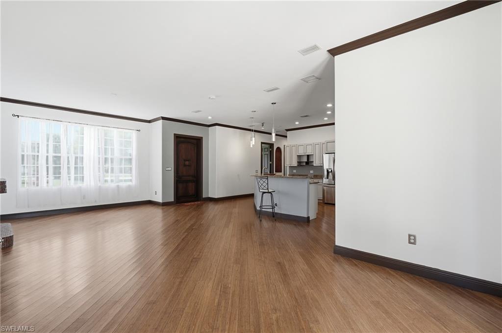 TWIN PALM ESTATES - Residential