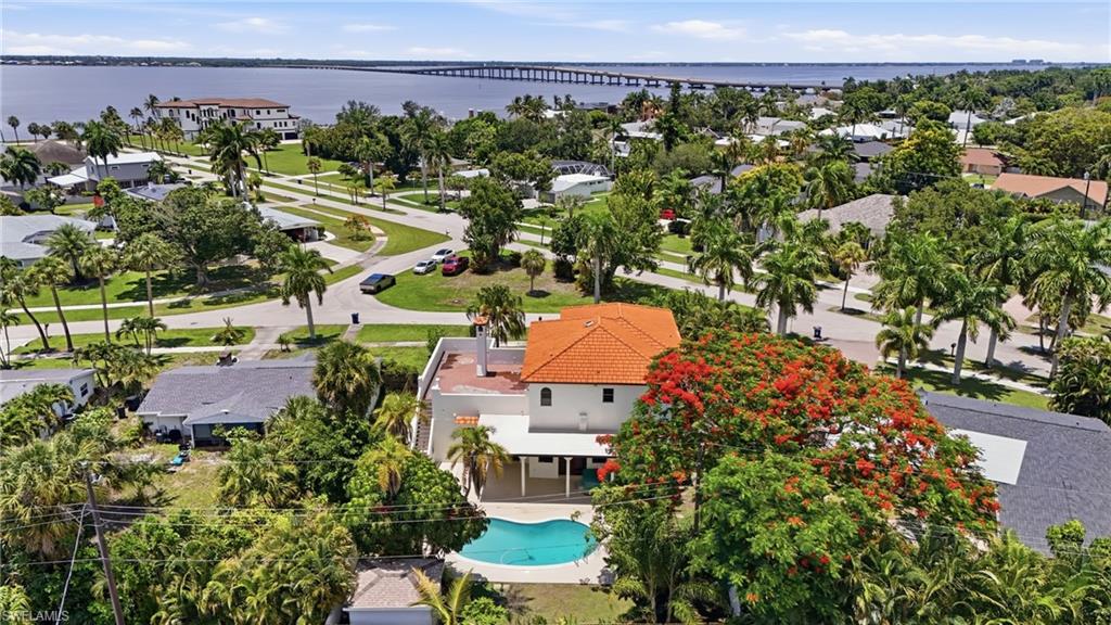 TWIN PALM ESTATES - Residential