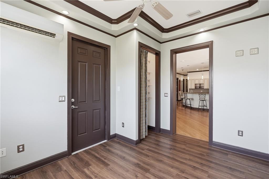 TWIN PALM ESTATES - Residential