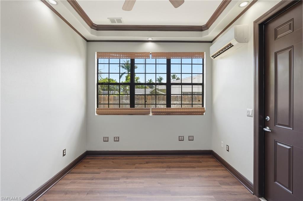 TWIN PALM ESTATES - Residential