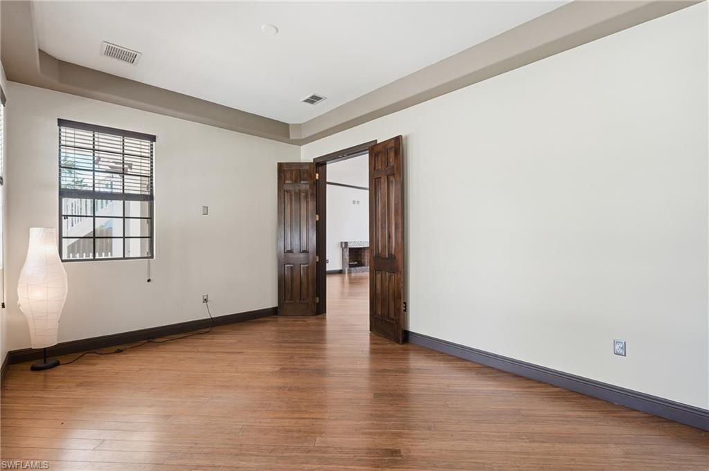 TWIN PALM ESTATES - Residential