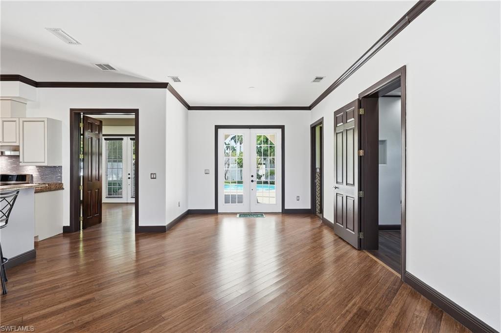 TWIN PALM ESTATES - Residential