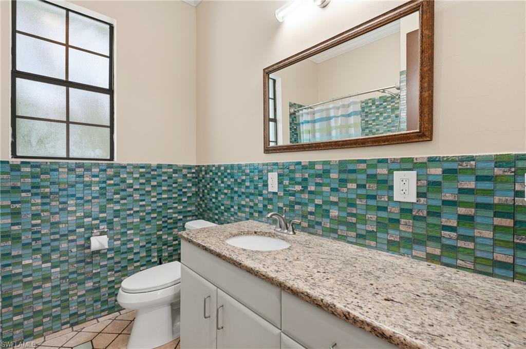 TWIN PALM ESTATES - Residential