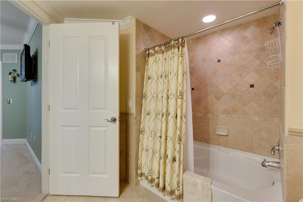 ALTA MAR - Residential Lease