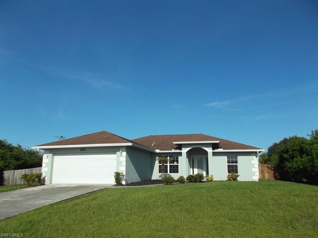 Looking for a haven from the hubbub? This 3 bedroom, 2 bath home offers a peaceful quiet setting, yet is only minutes to the Mirror Lakes golf course. The great room floor plan has an open airy feel and is accentuated with vaulted ceilings and plant shelves.  Spacious master suite offers walk-in closet, dual sinks, and separate tub and shower. Cozy breakfast nook with bay window, 2 car garage, and inside utility room. Enjoy a cookout on the patio in the sizable, totally private back yard surrounded by a stockade fence. This is a Fannie Mae HomePath property. First time homebuyers may be eligible to receive 3% closing costs assistance. Please see attached flyer for additional information.
