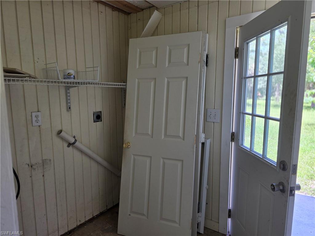 RIVERDALE RANCHES - Residential