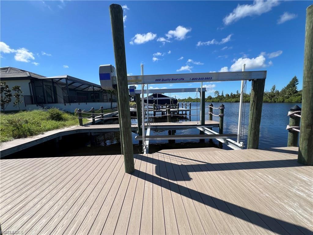 CAPE CORAL - Land