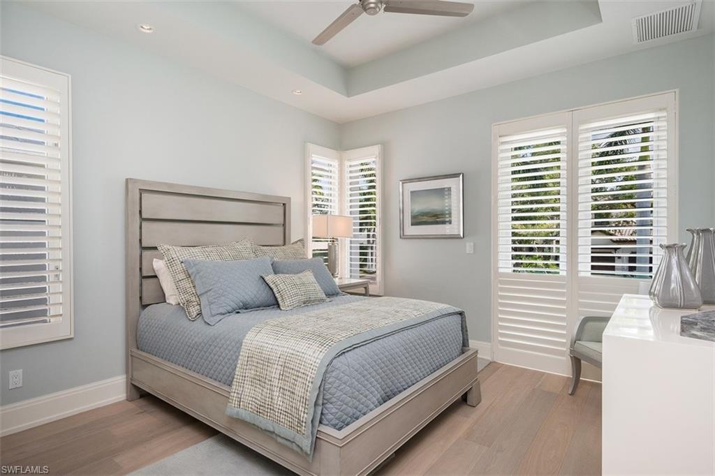 ROYAL HARBOR - Residential