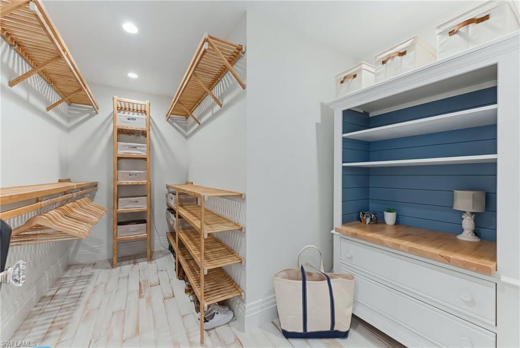ISLES OF CAPRI - Residential