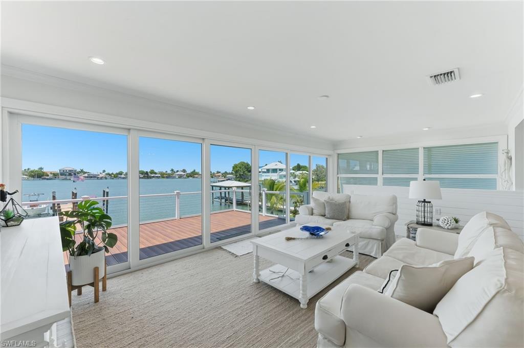 ISLES OF CAPRI - Residential