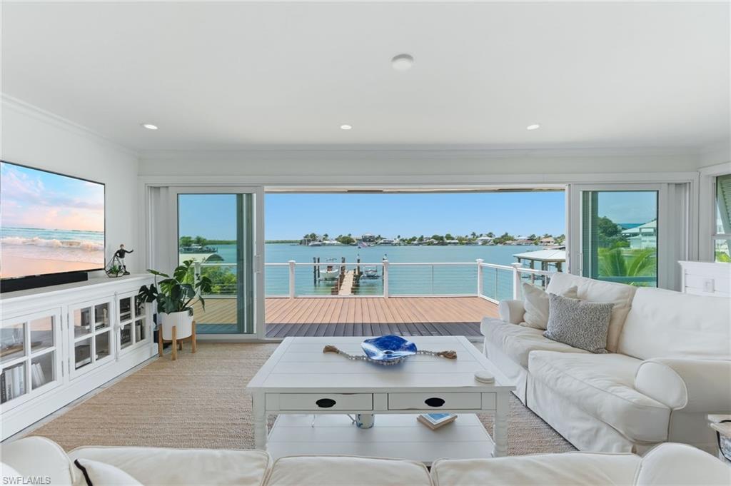 ISLES OF CAPRI - Residential