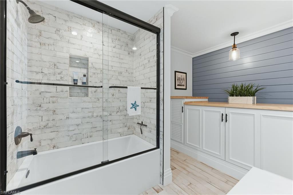 ISLES OF CAPRI - Residential