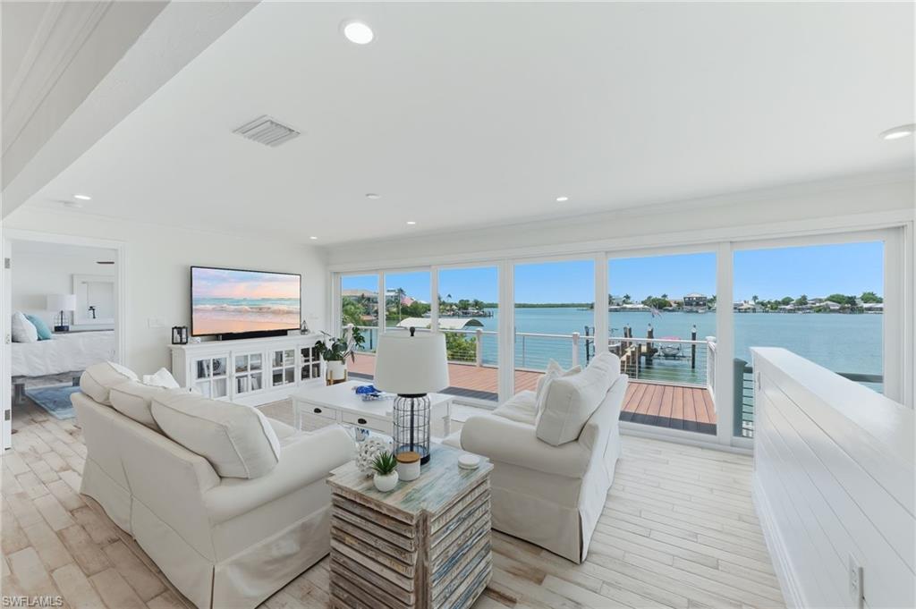 ISLES OF CAPRI - Residential