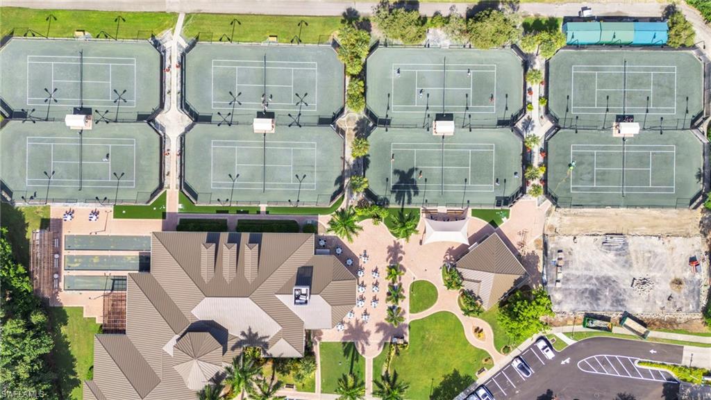 TROON LAKES - Residential