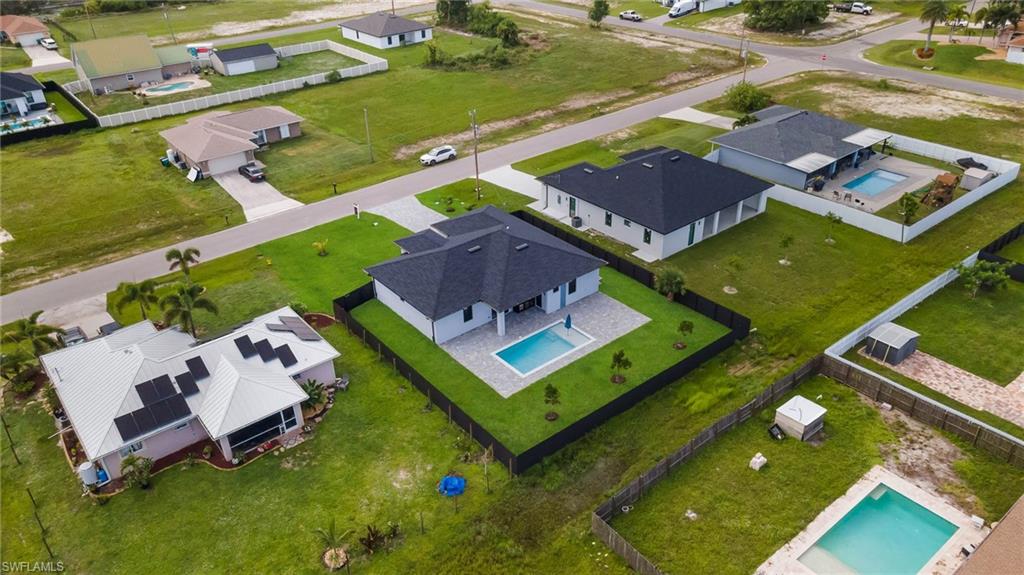 CAPE CORAL - Residential