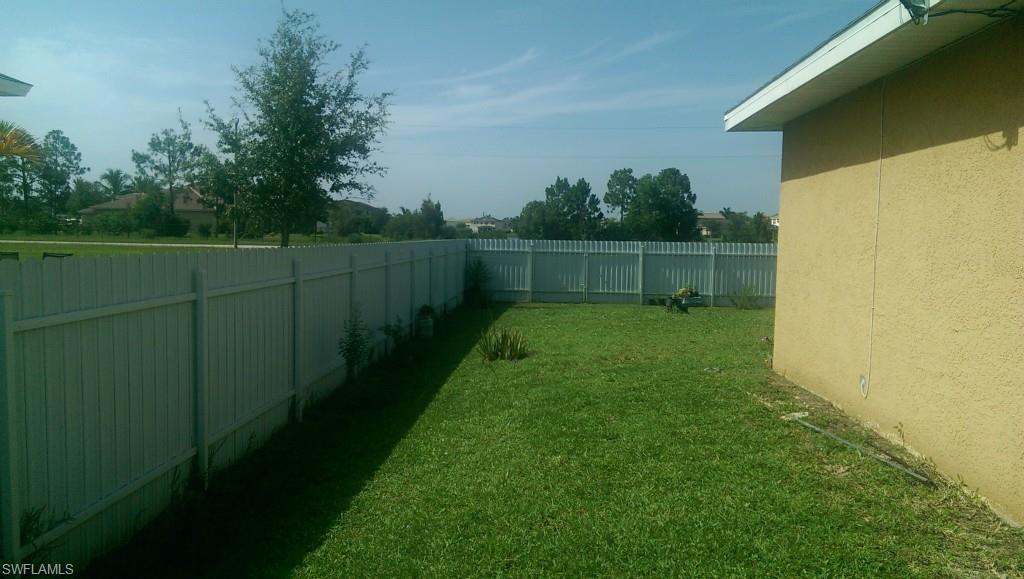 CAPE CORAL - Residential