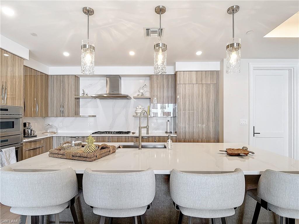 ELEVEN ELEVEN CENTRAL - Residential Lease