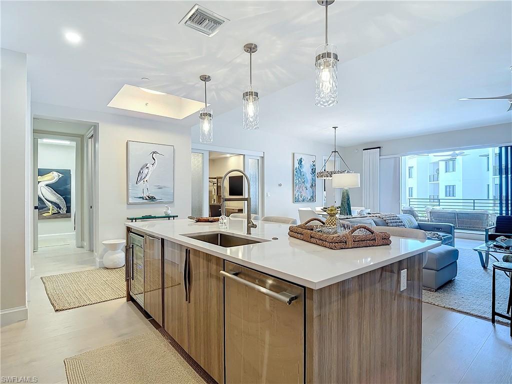 ELEVEN ELEVEN CENTRAL - Residential Lease