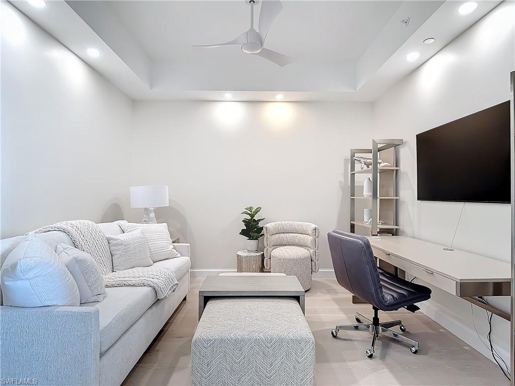 ELEVEN ELEVEN CENTRAL - Residential Lease