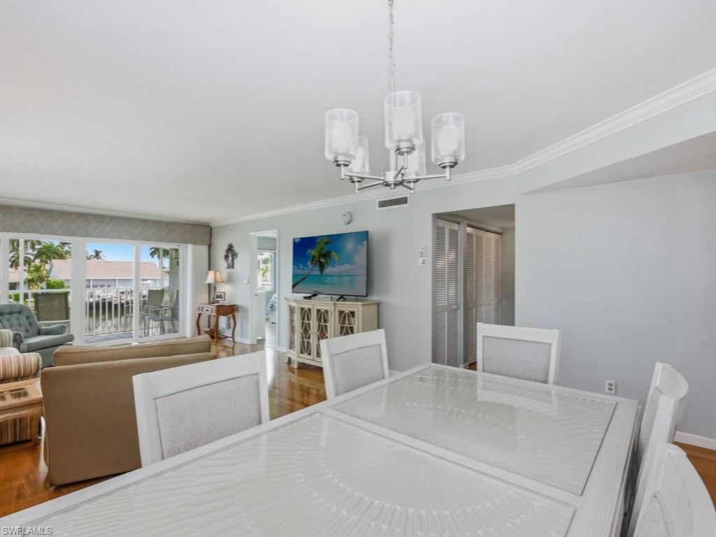 VANTAGE POINT - Residential