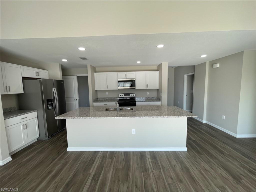 CAPE CORAL - Residential Lease