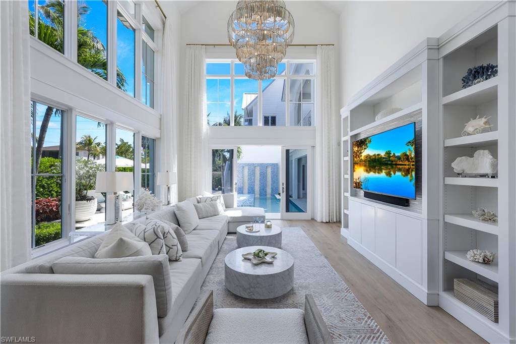 OLDE NAPLES - Residential