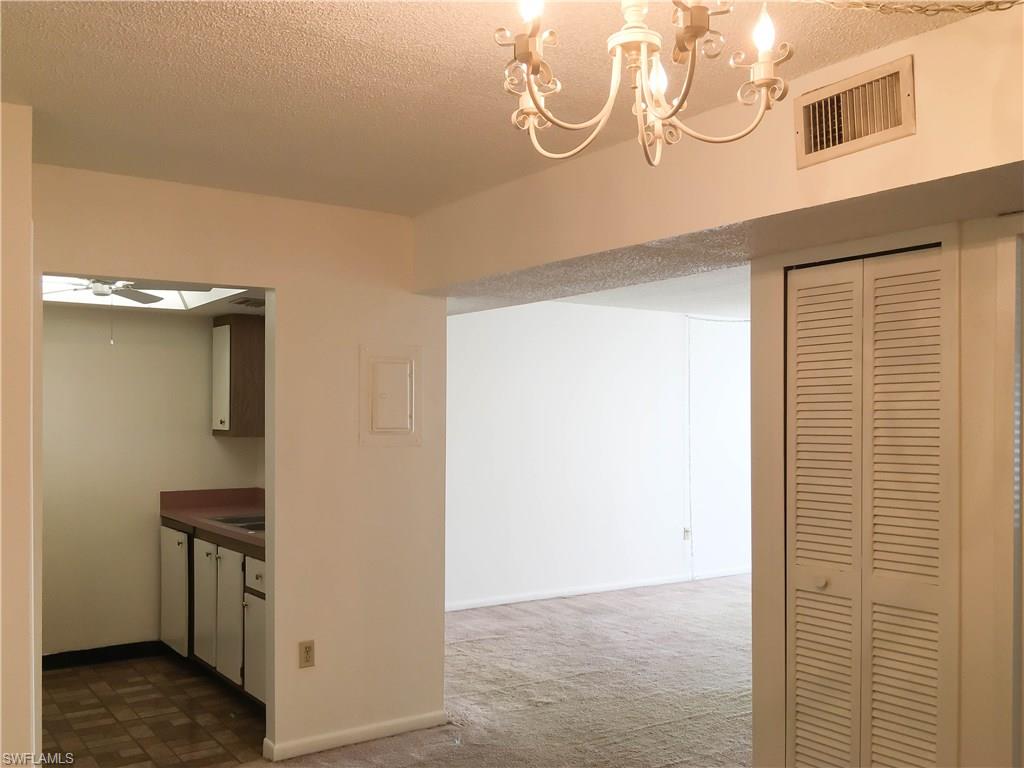 WINDSOR WEST - Residential
