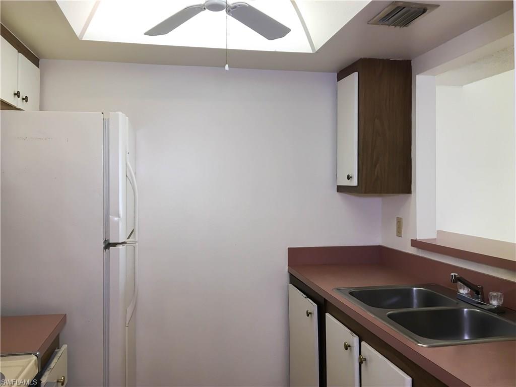 WINDSOR WEST - Residential