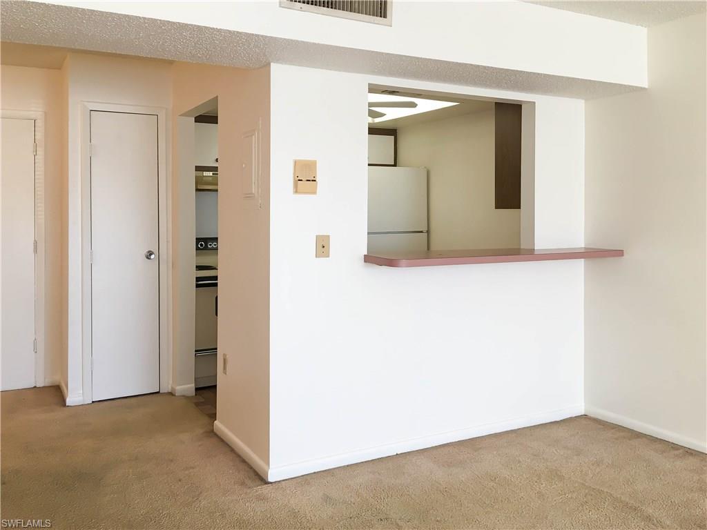 WINDSOR WEST - Residential