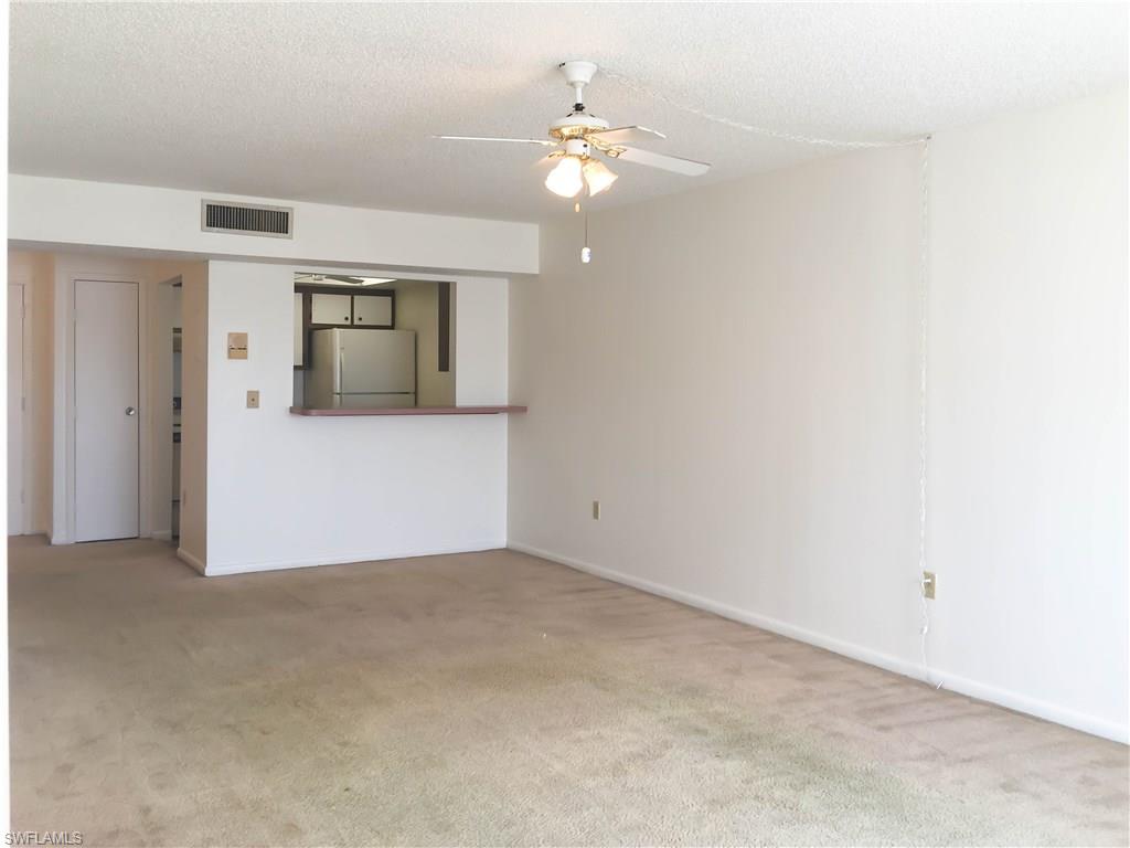 WINDSOR WEST - Residential
